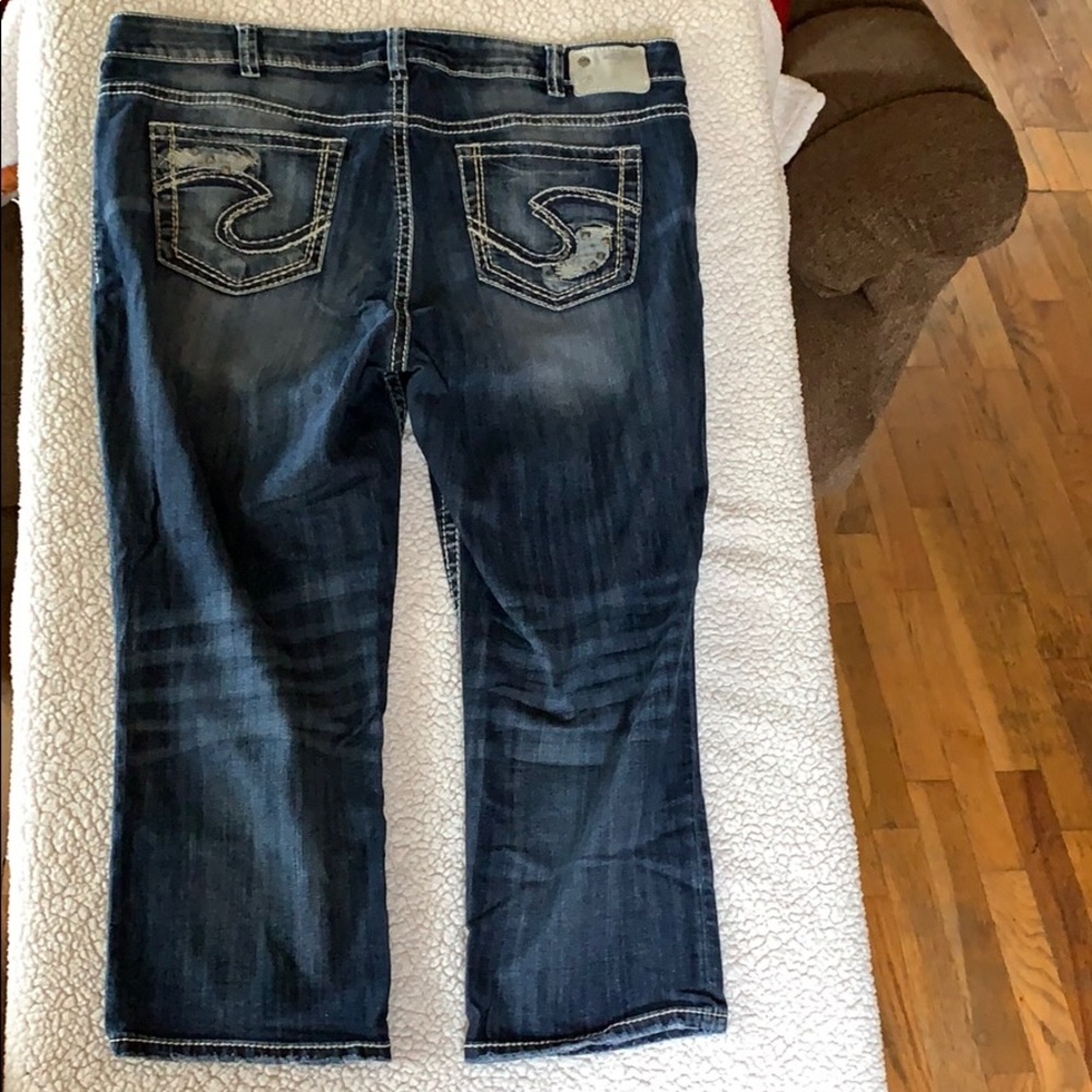 Silver jeans capris